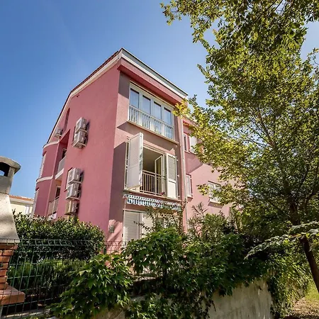 Apartment Nur 350 Meter Zum Mit Klima, Wifi *