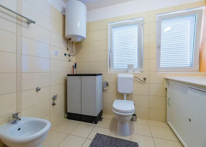 Apartman Nur 350 Meter Zum Mit Klima, Wifi